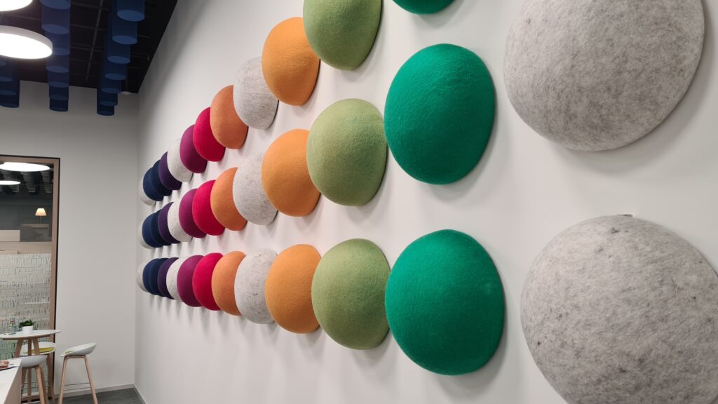 KULA - COMPOSITION OF DIFFERENT MONOCHROME TEXTILES